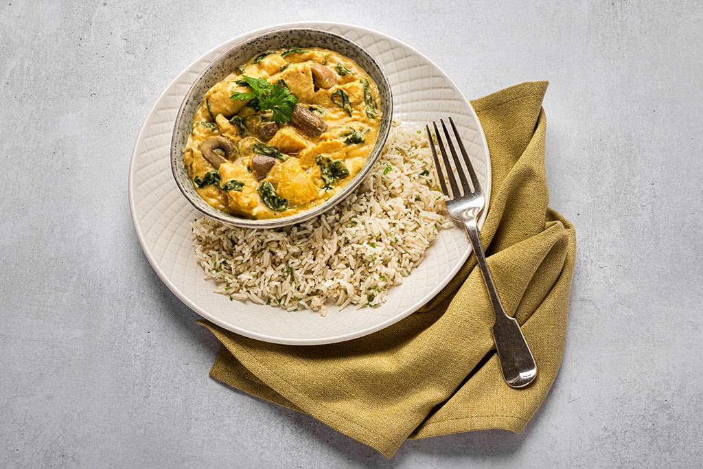 Read more about the article KAREN’S CREAMY CHICKEN & MUSHROOM CURRY