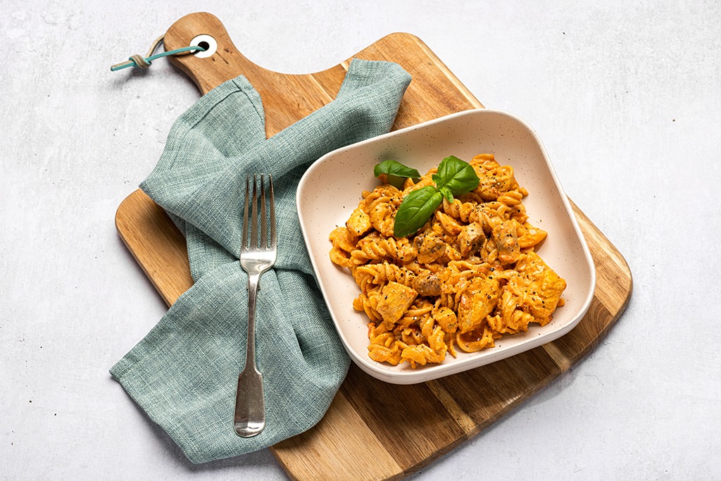 Read more about the article KAREN’S HOT & SPICY CHICKEN PASTA