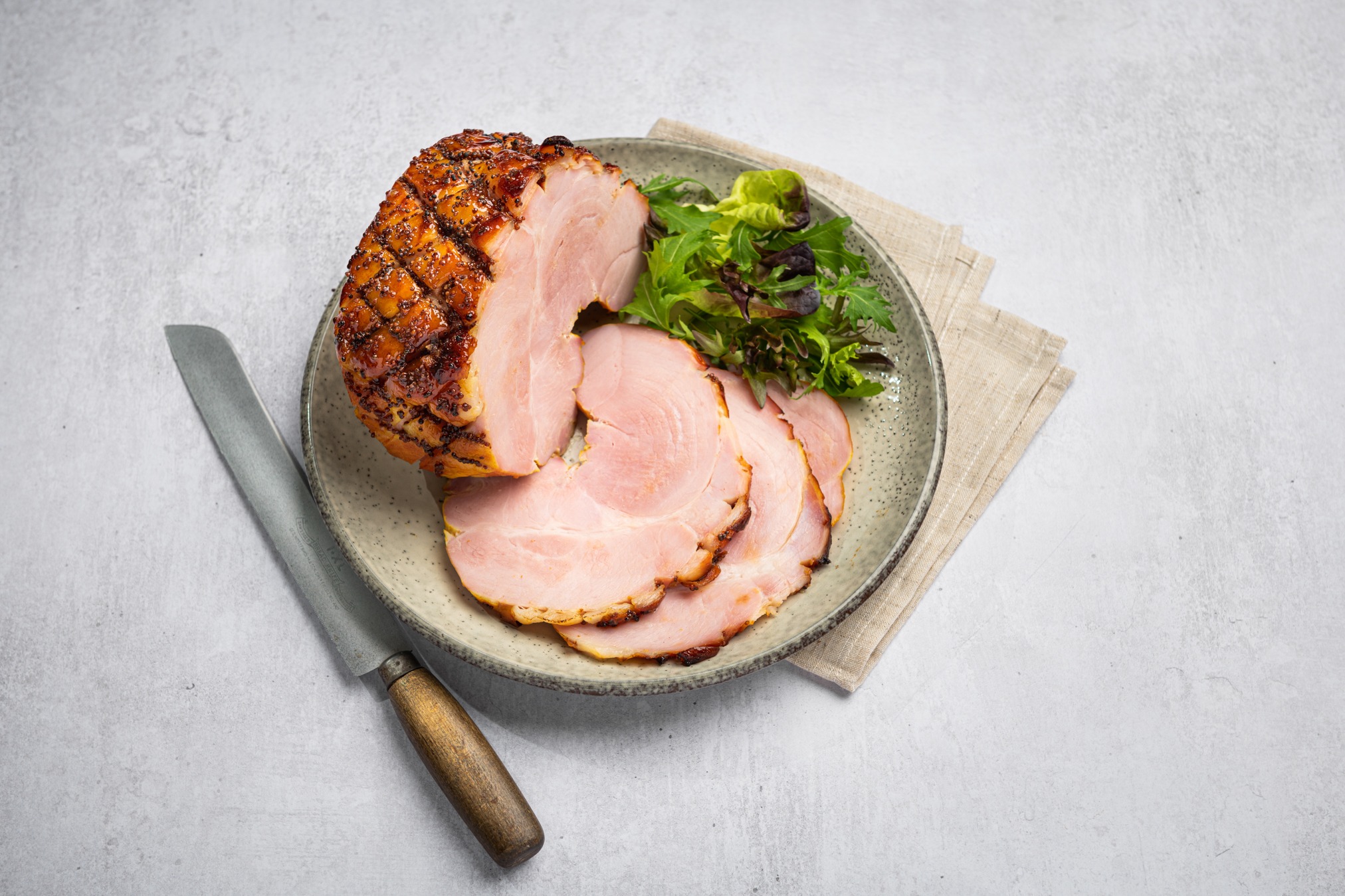 Read more about the article KAREN’S MILDLY SPICED GAMMON JOINT WITH A HONEY & MUSTARD GLAZE