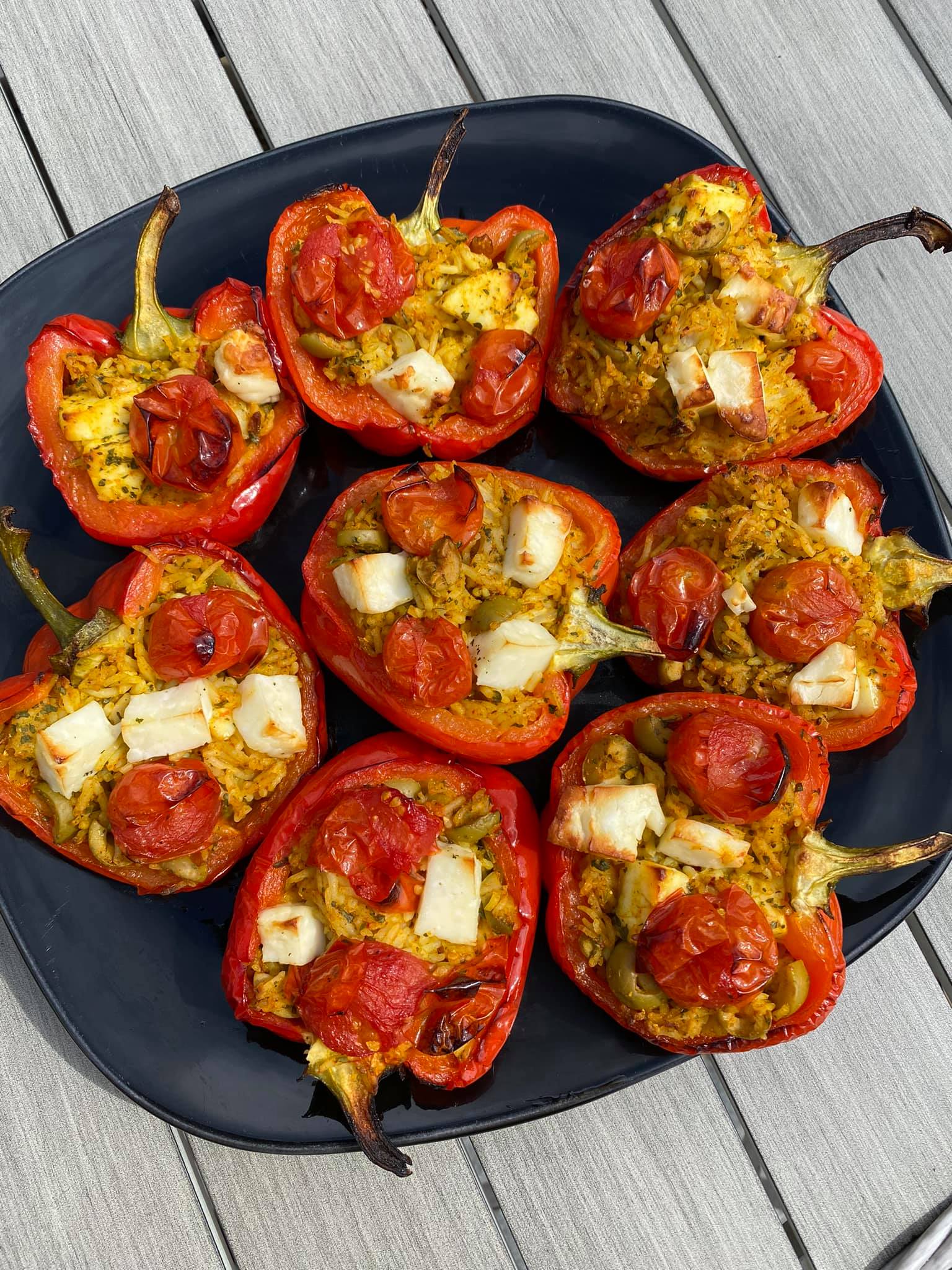 Read more about the article KAREN’S HALLOUMI STUFFED PEPPERS